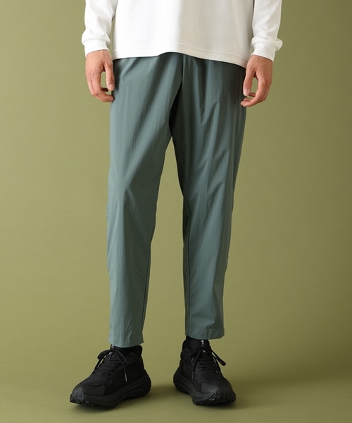 【COLUMBIA BLACK LABEL】エンチャンテッドゲームパンツ