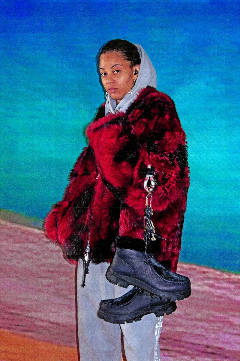 SOREL X Aries Daystorm Chukka 着用イメージ（レディース）